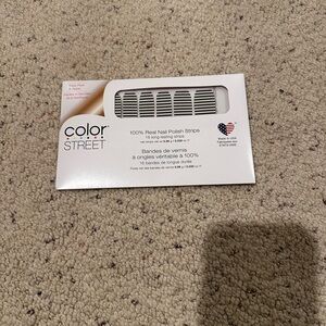 Color Street Between the Lines Nail Strips